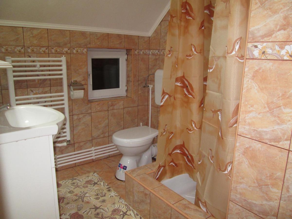 Molnar Vendeghaz Bed & Breakfast เปรอิด ภายนอก รูปภาพ